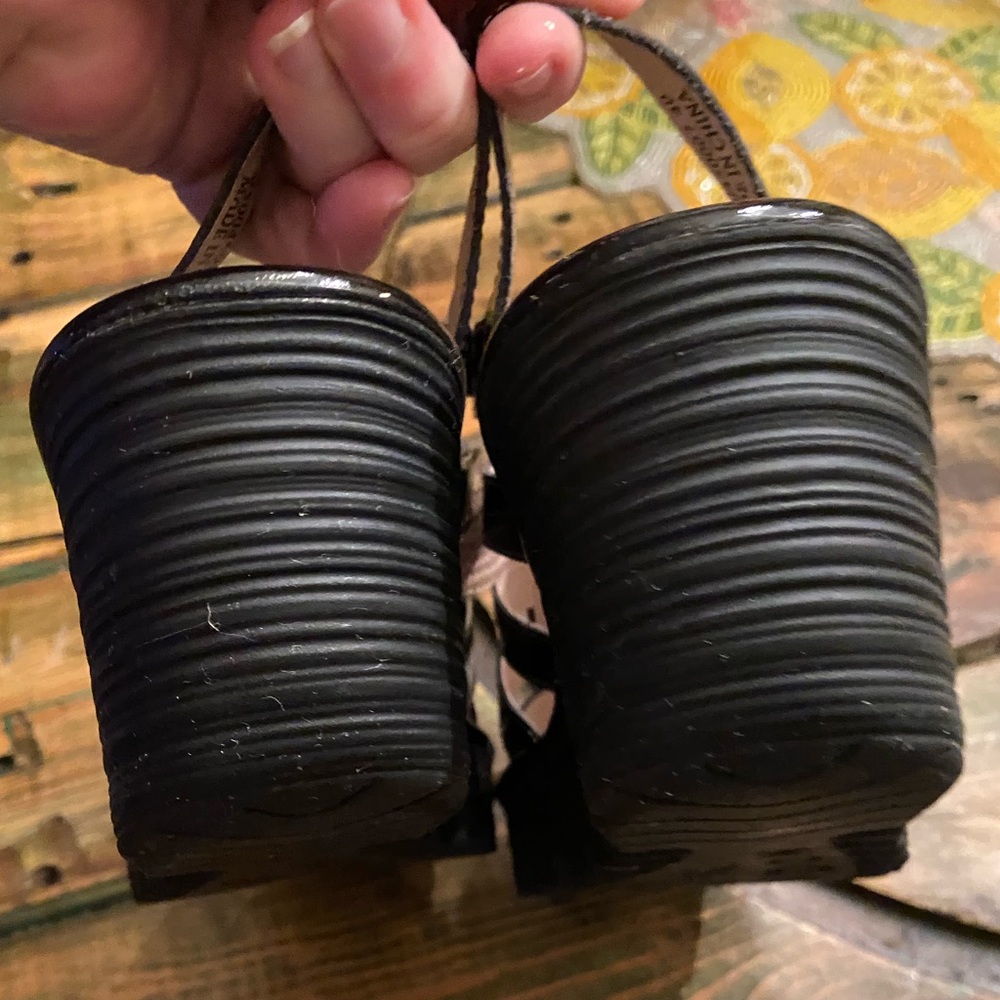 FLY London Multi-strap Lace Up Wedge Black Patent Yito Sandals - Picture 5 of 11